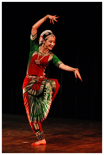 Student On Campus Shares Experiences in Cultural Dance – The Express
